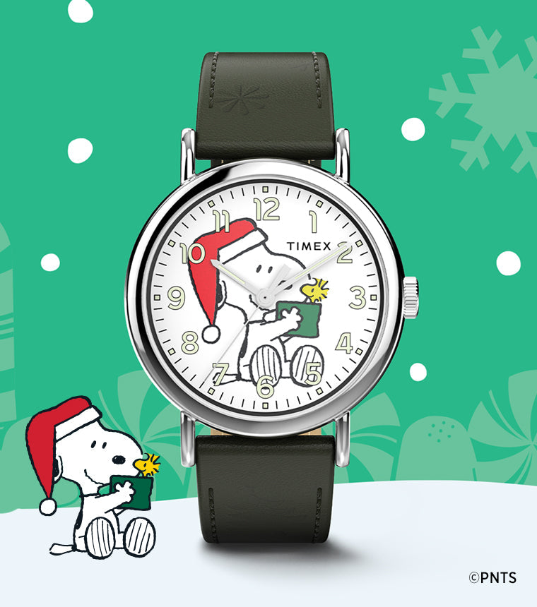 Peanuts® x Timex Weekender Holiday Dial 40mm Leather Strap Watch