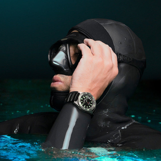 Deepwater Reef 200 Titanium Automatic 41mm Synthetic Rubber Strap