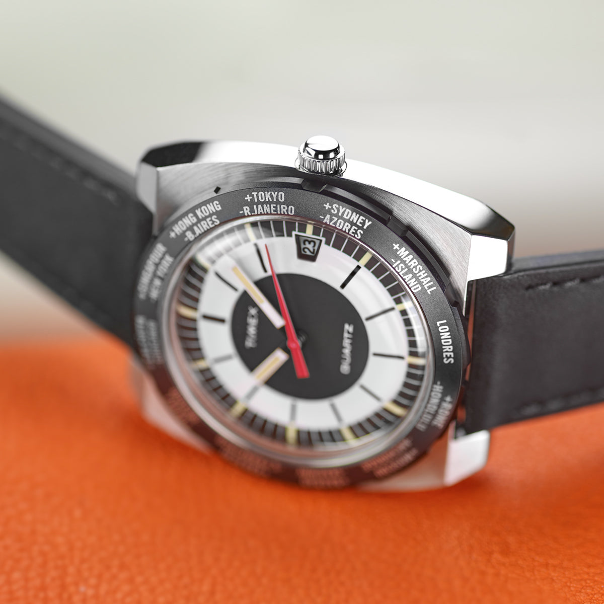 World Time Reissue 39mm Leather Strap Watch - TW2V69500 | Timex EU