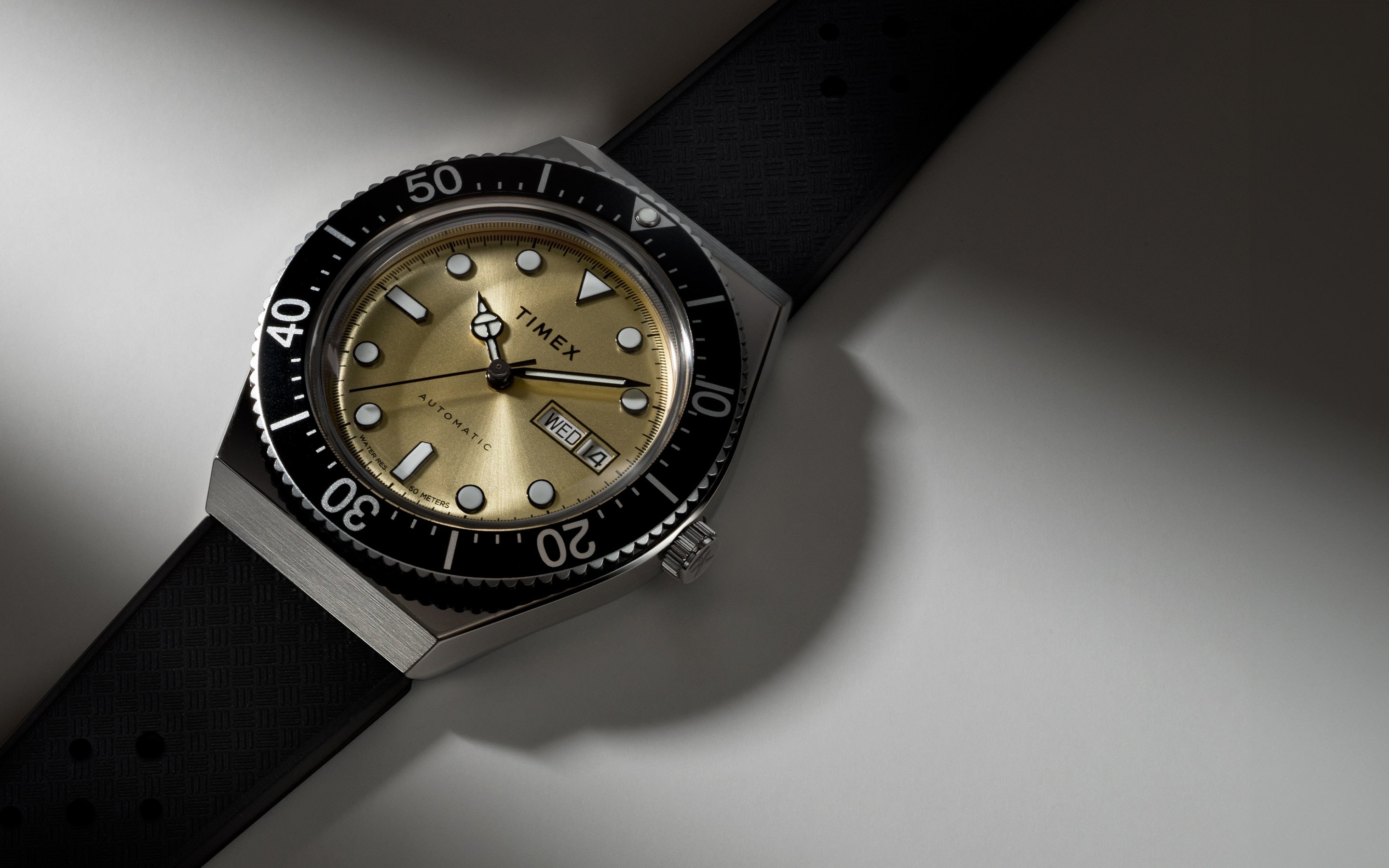 M79 Automatic 40mm Synthetic Rubber Strap Watch - TW2W47600 | Timex EU