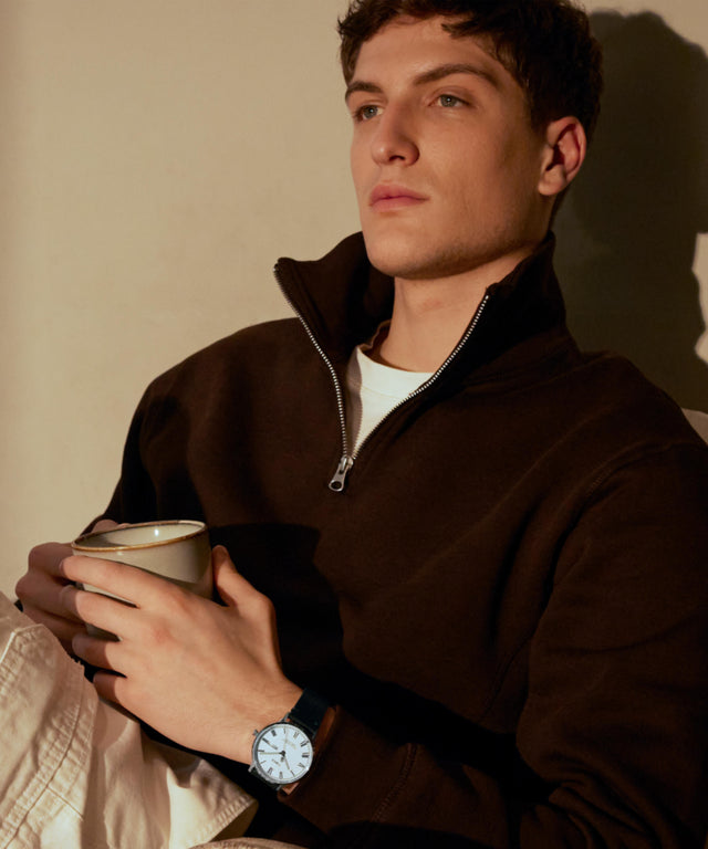 TW2W50600 Waterbury Classic 40mm Leather Strap Watch Alt Lifestyle Image 2