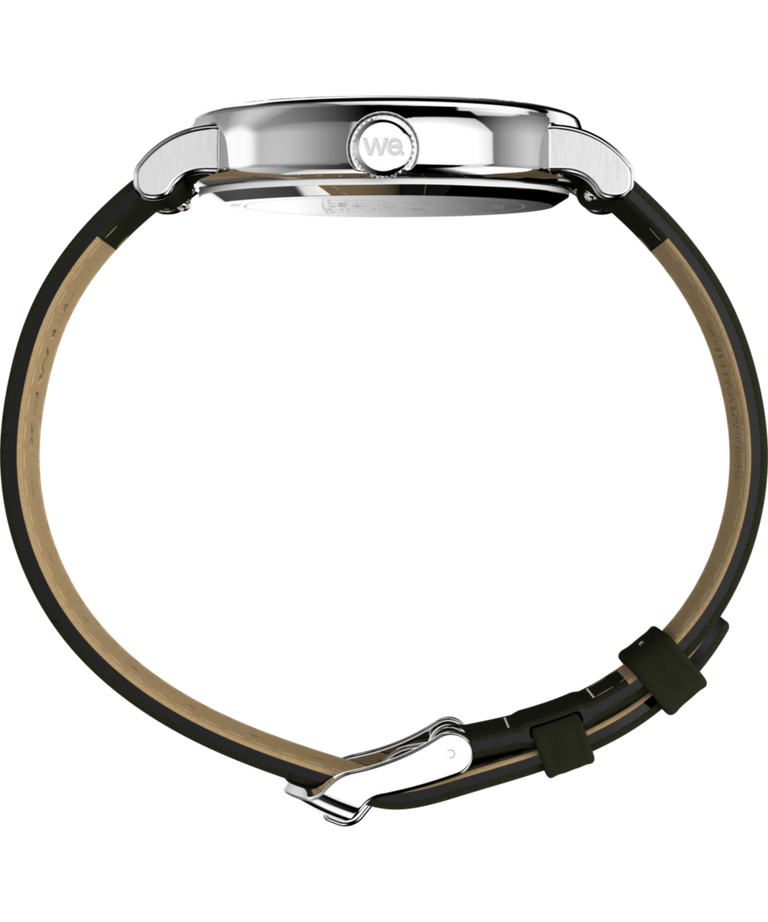 TW2Y12400 Peanuts® x Timex Weekender Holiday Dial 40mm Leather Strap Watch Profile Image