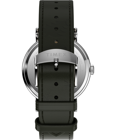 TW2Y12400 Peanuts® x Timex Weekender Holiday Dial 40mm Leather Strap Watch Strap Image