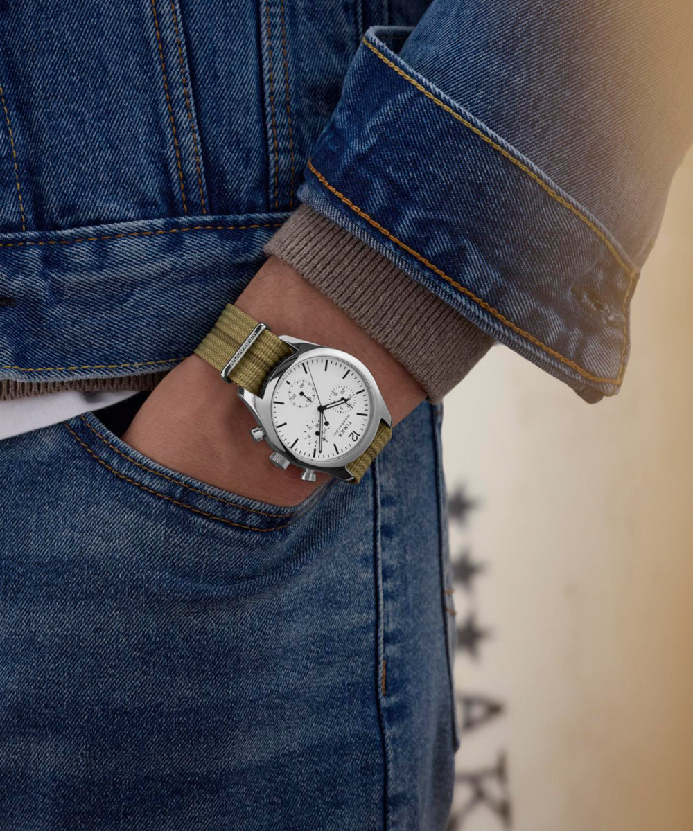 【美品】TIMEX Weekender（最新モデル） Timex Weekender New England Chronograph 40mm Eco-Conscious Fabric