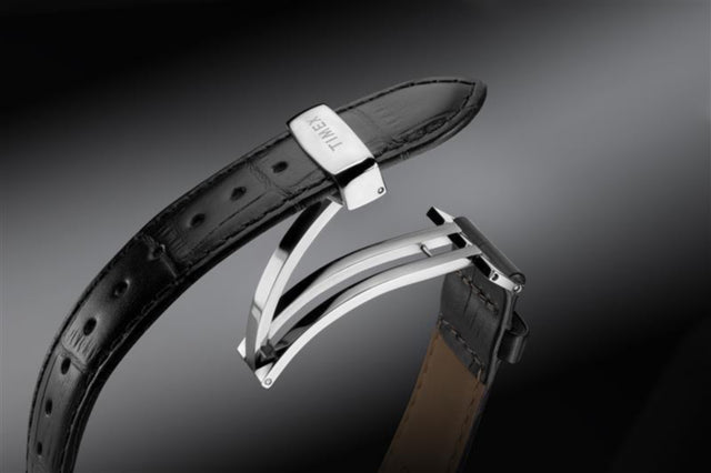 TW2Y22900 Waterbury Metropolitan Automatic 41mm Leather Strap Watch  Collab Additional Image