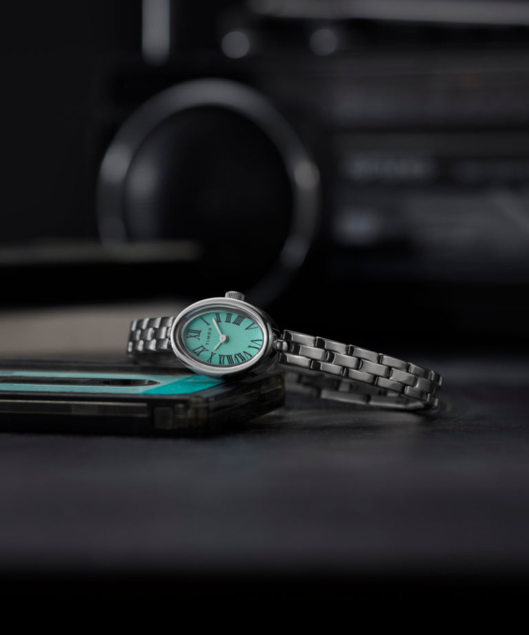 TW2Y26600 Cavatina 19mm Stainless Steel Bracelet Watch Campaign Key Silhouettes (Beauty shots) Image