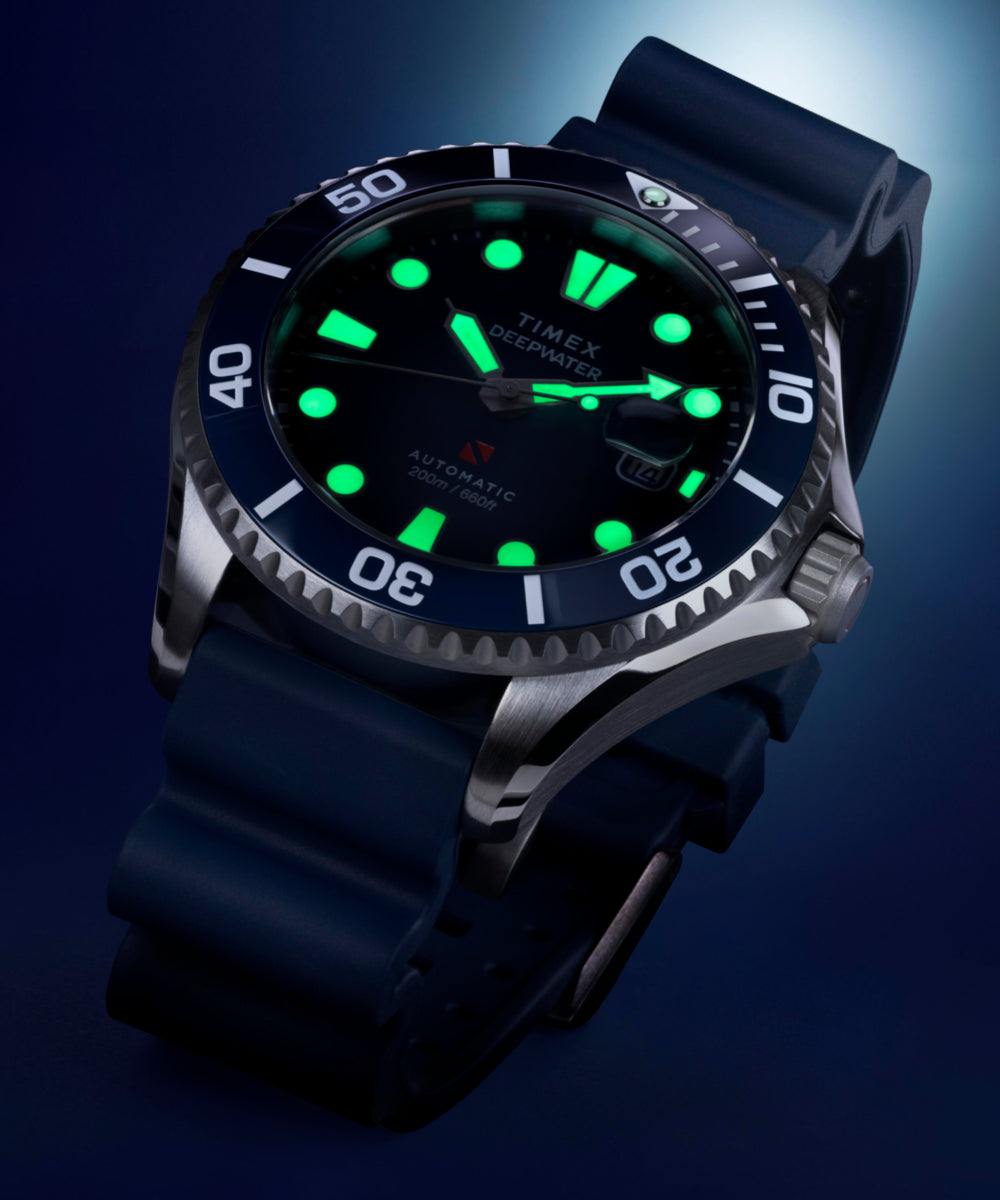 ターニングポイント　ディライブバイメタル Deepwater Meridian 200 Automatic 44mm HNBR Rubber Strap Watch