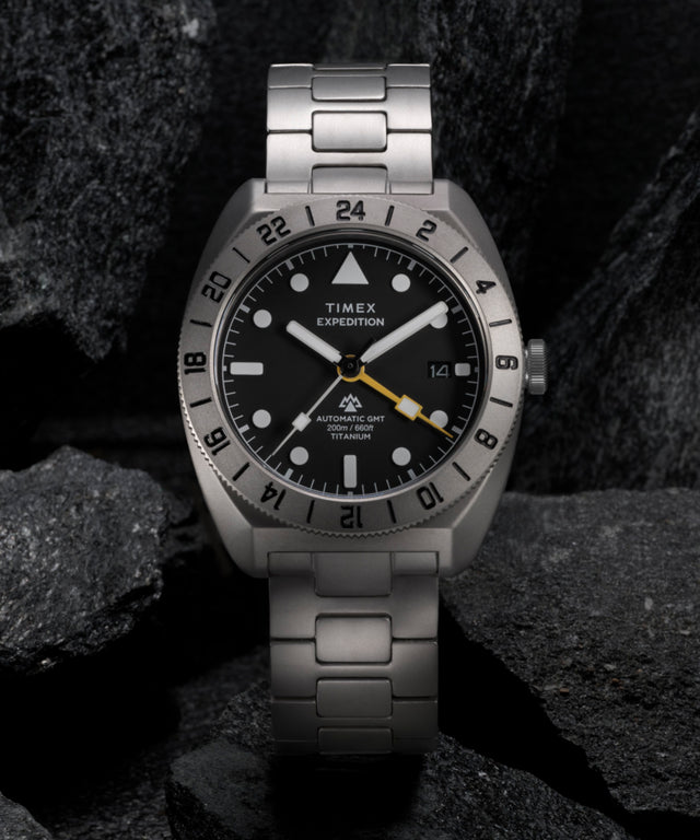 TW2Y63500 Expedition® Pioneer Titanium Automatic GMT 41mm Titanium Bracelet Watch Campaign Key Silhouettes (Beauty shots) Image