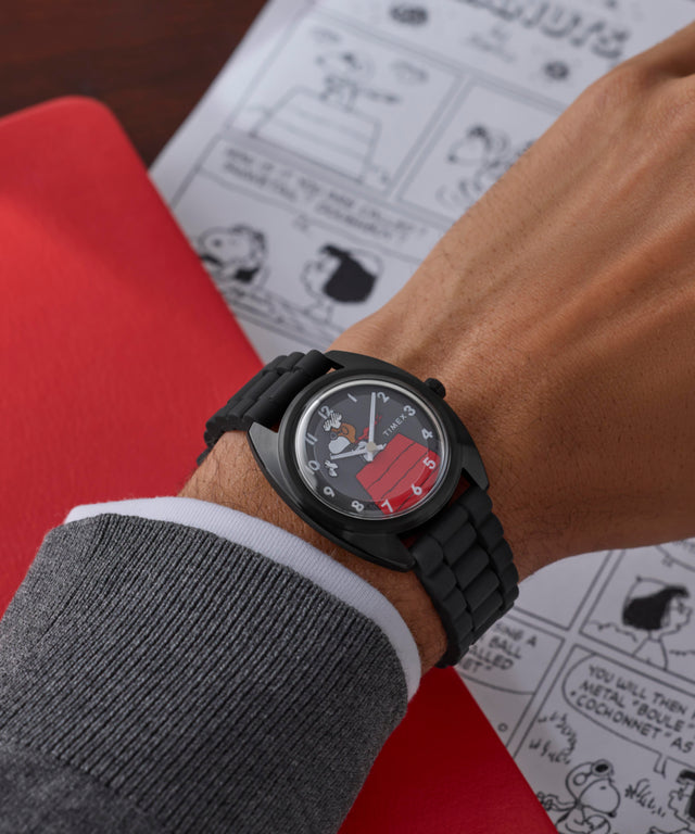 TW2Y70900 Peanuts® x Timex 1979 Reissue Inspired 37mm Silicone Strap Watch Primary Wrist Image