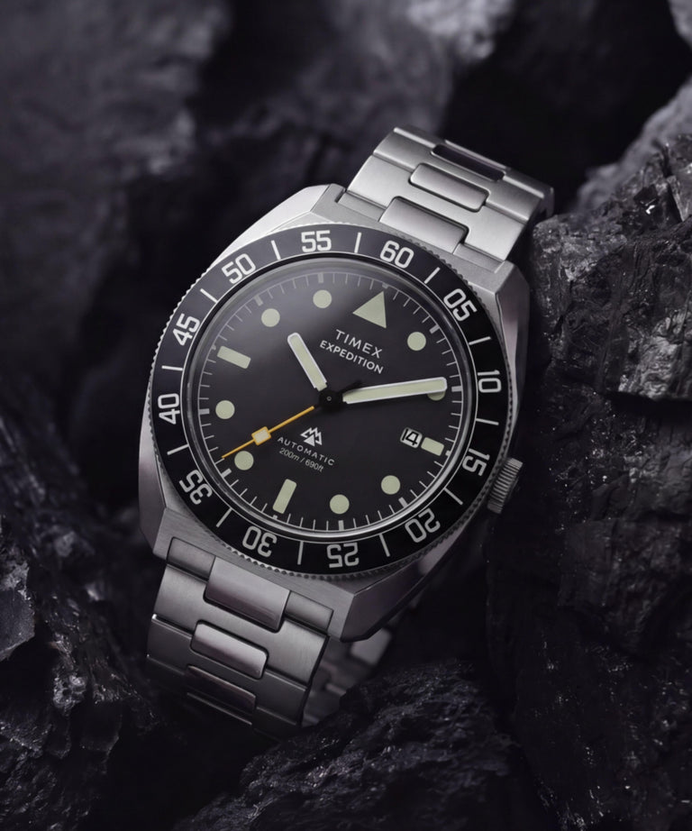 TW2Y87400 Expedition® Pioneer Automatic 41mm Stainless Steel Bracelet Watch Campaign Key Silhouettes (Beauty shots) Image