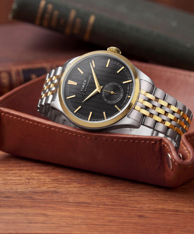 TW2Y91900 Waterbury Classic 39mm Stainless Steel Bracelet Watch Campaign Key Silhouettes (Beauty shots) Image