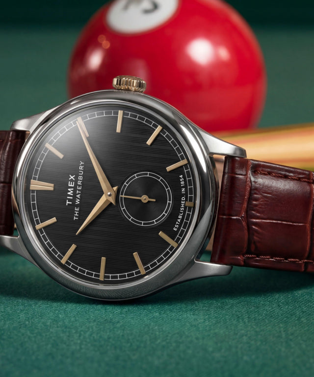 TW2Y92100 Waterbury Classic 39mm Leather Strap Watch Campaign Key Silhouettes (Beauty shots) Image